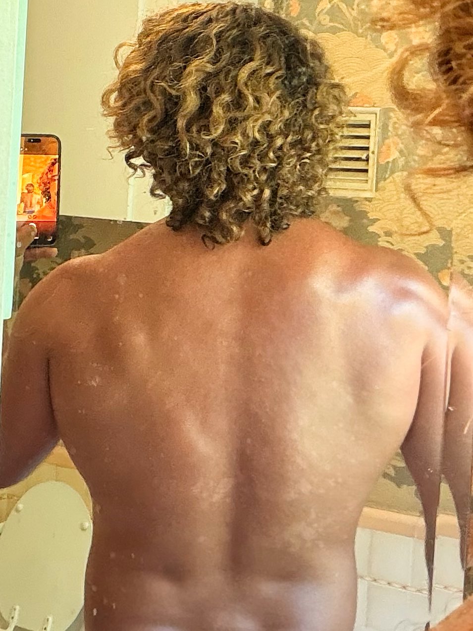 Body skin before using BLOO Bar